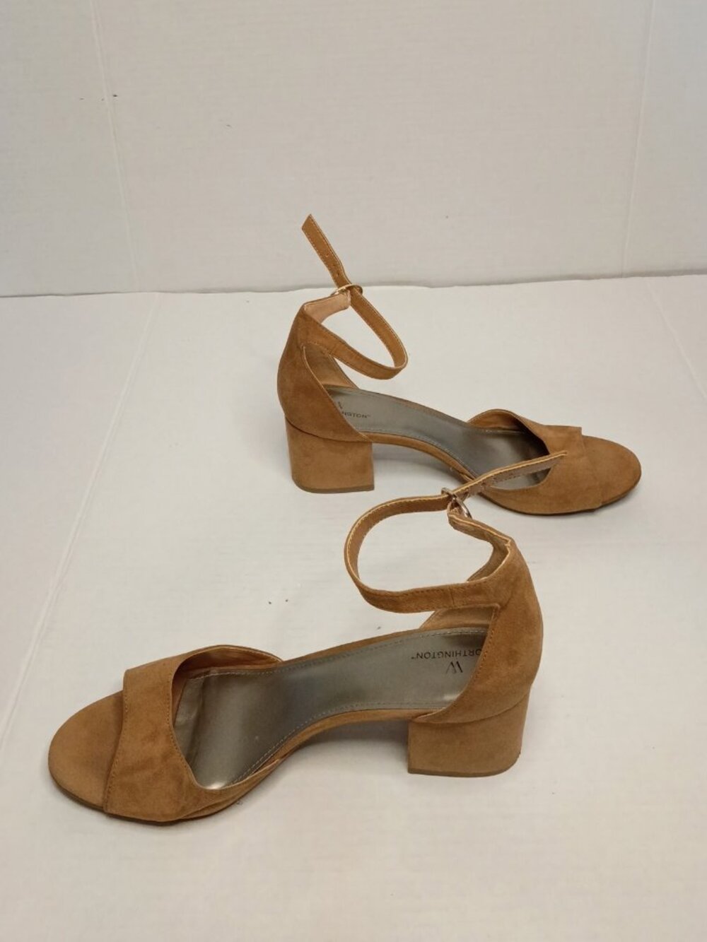 Worthington Ischia Tan Faux Suede Ankle Strap Block Heel Sandals Size 9.5M - Picture 3 of 7